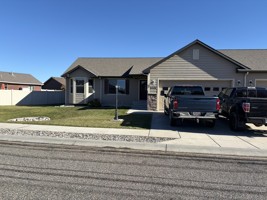 featured image of 1421 Chesapeake Ln #1