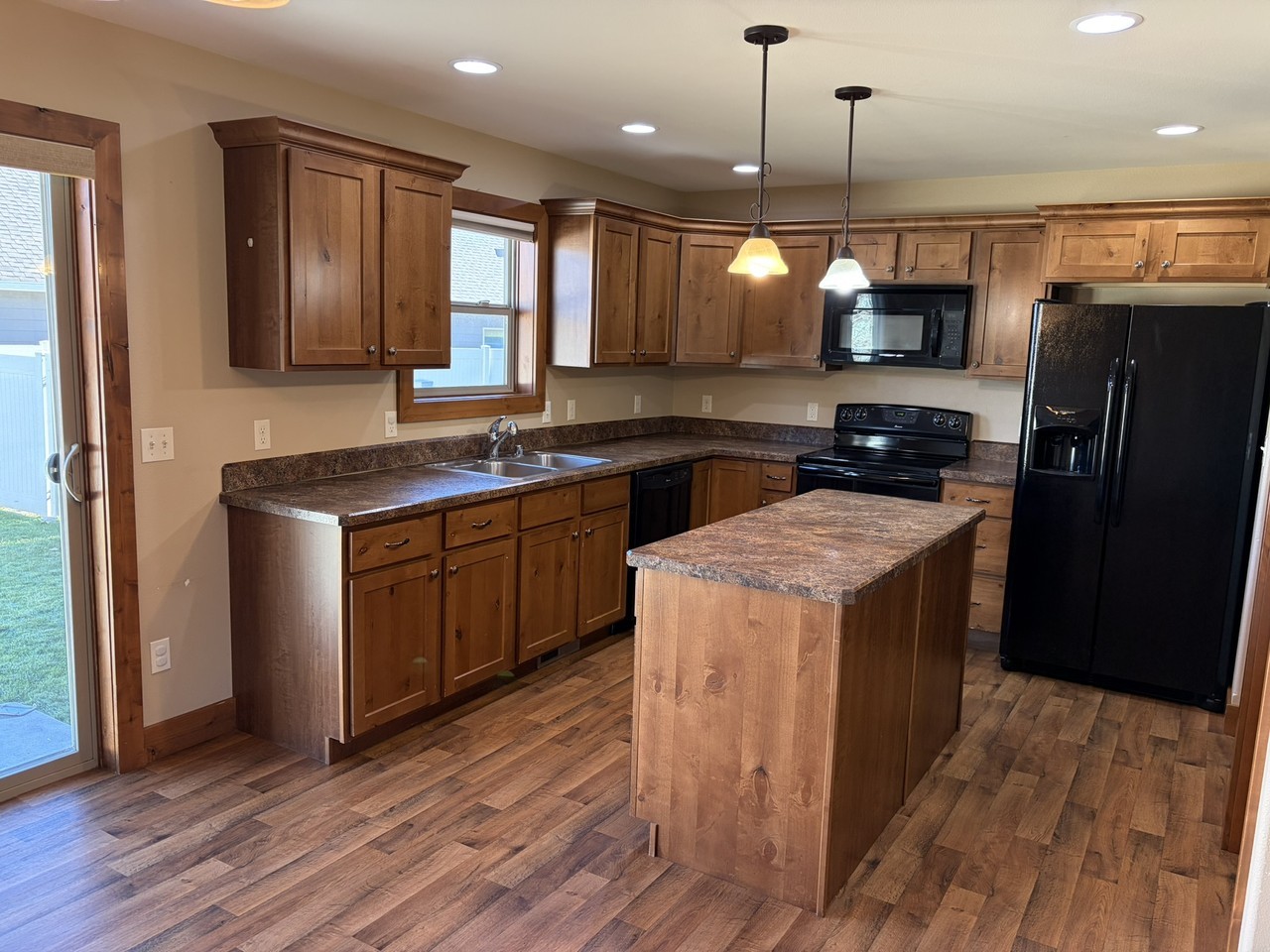 1421 Chesapeake Ln #1 - Photo 2 of 27