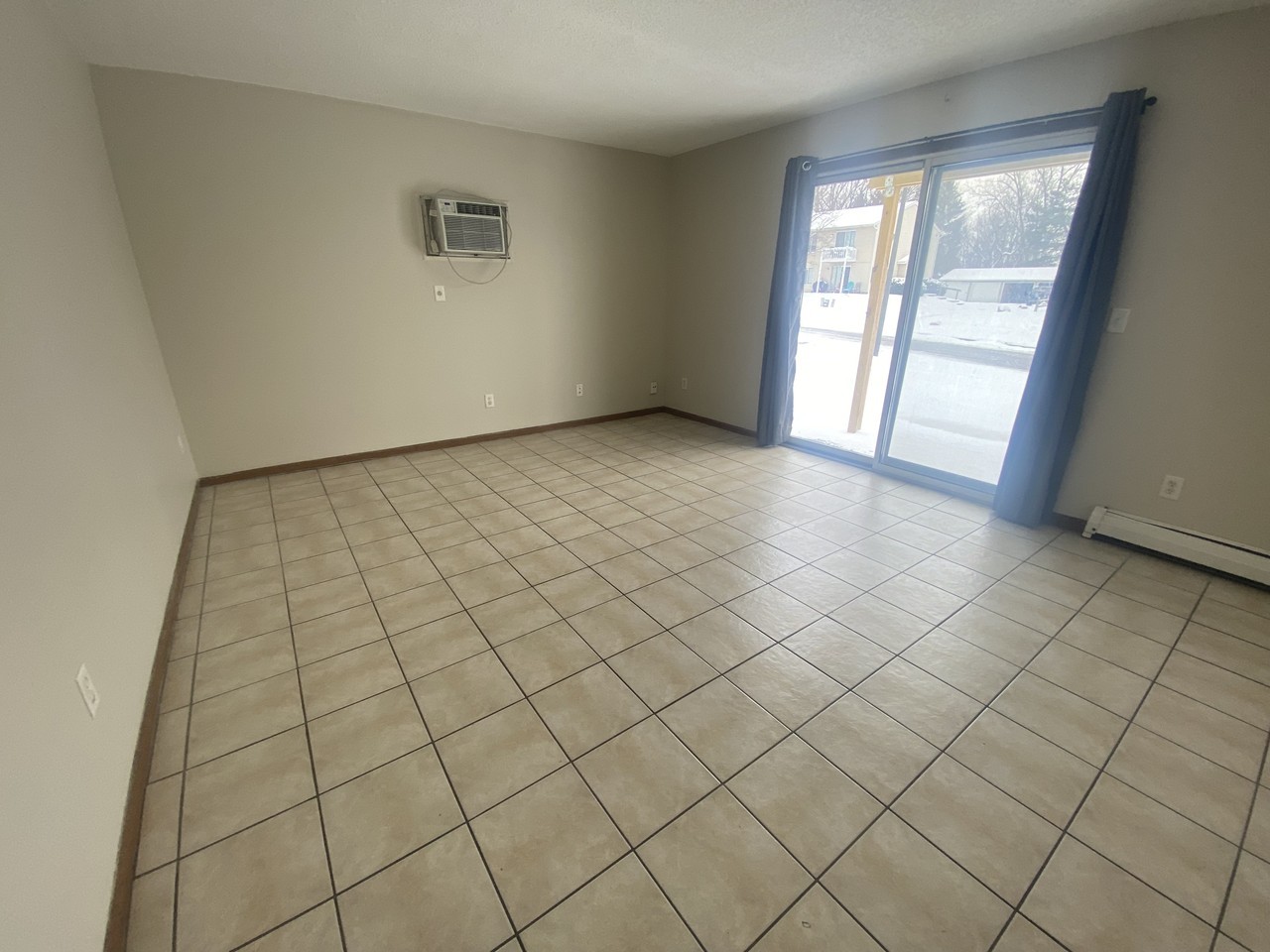 380 Oxford Ct #2 - Photo 6 of 7