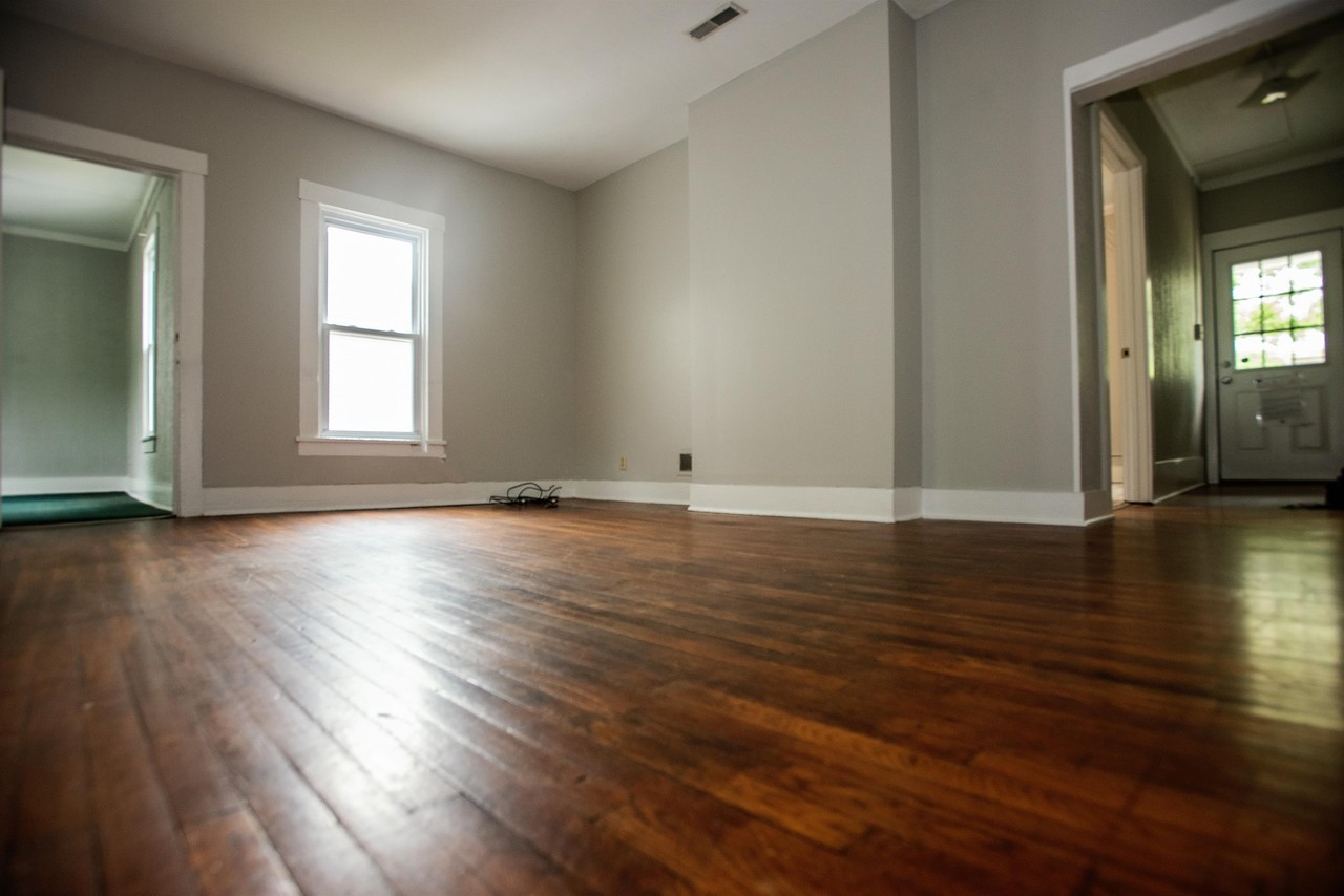 119 N Congress St #1 - Photo 3 of 46