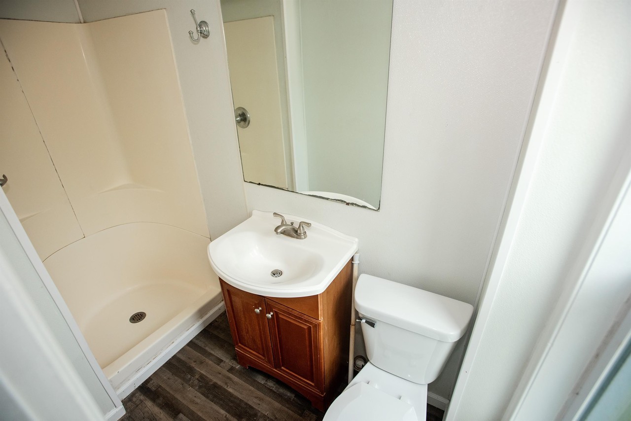 119 N Congress St #1 - Photo 6 of 46