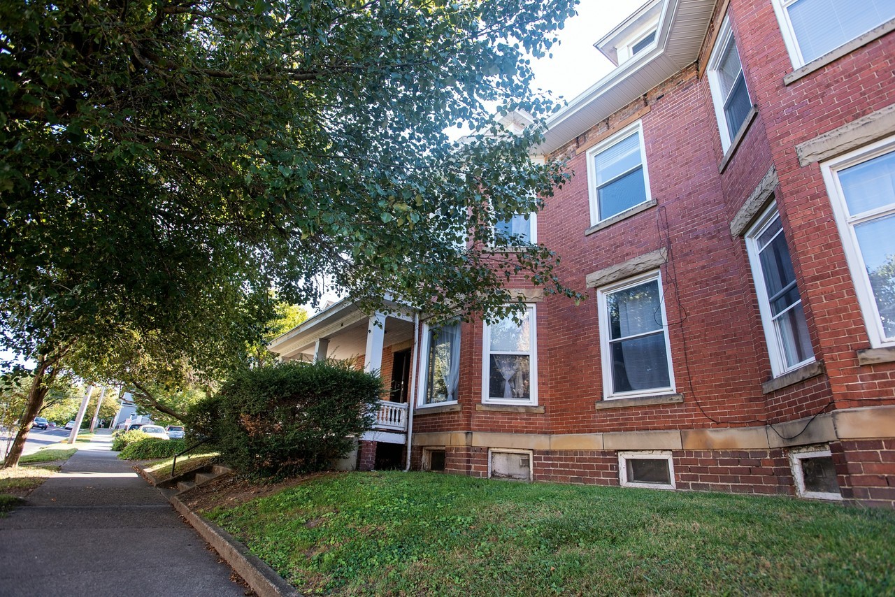 27 N College St #1 - Photo 4 of 22