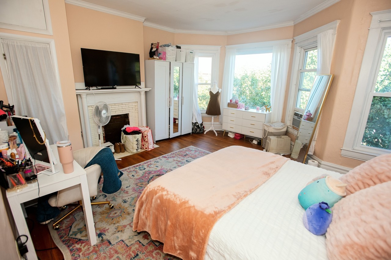 27 N College St #1 - Photo 5 of 22