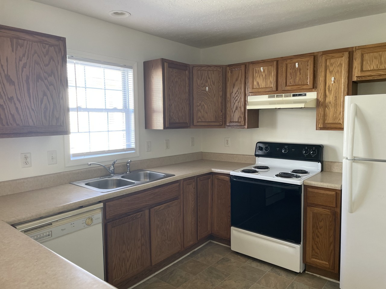 526 Cleveland Ave #A - Photo 7 of 21