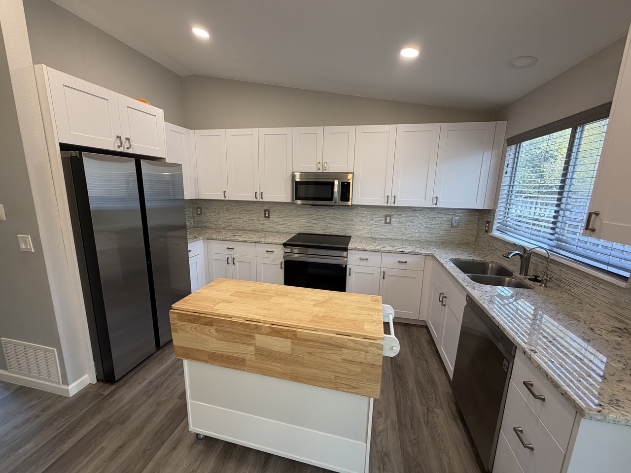 5506 S Ireland St - Photo 7 of 20