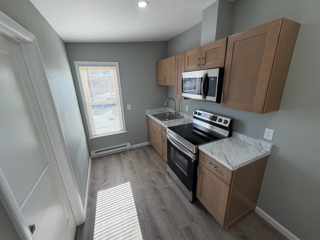 223 310 Harrison st2nd Fl #2 - Photo 2 of 24