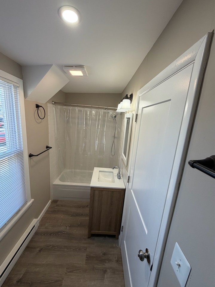 223 310 Harrison st2nd Fl #2 - Photo 3 of 24