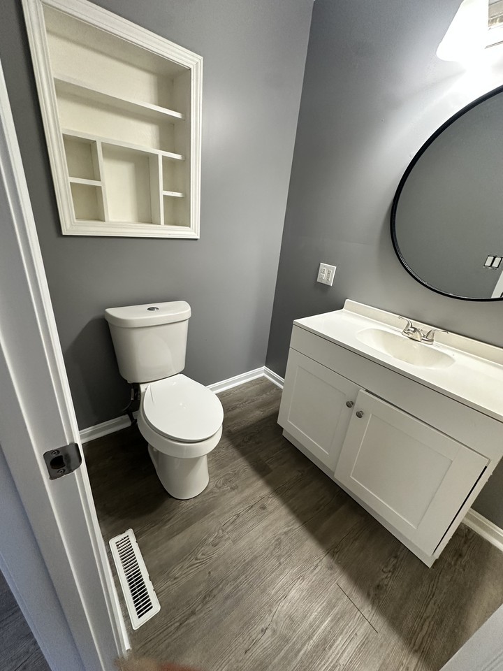 502 Savannah Ave #1 - Photo 7 of 19