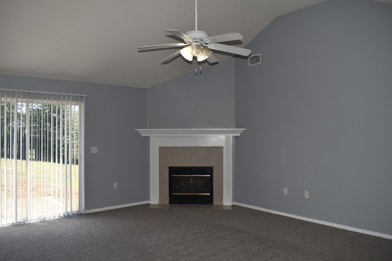 804 Travis Ct #366 - Photo 4 of 34