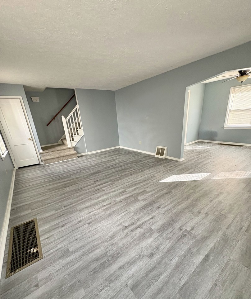 1543 Sunset Ave #1 - Photo 6 of 32