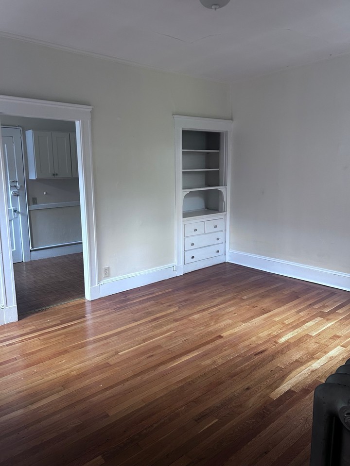 1725 Commonwealth Ave #1725COMM4 - Photo 5 of 11