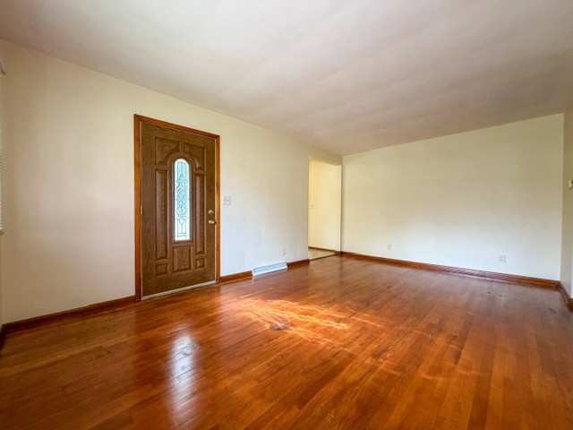 344 S Inglewood Ave #1 - Photo 2 of 21