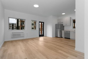 featured image of 300 Hoxton Ave