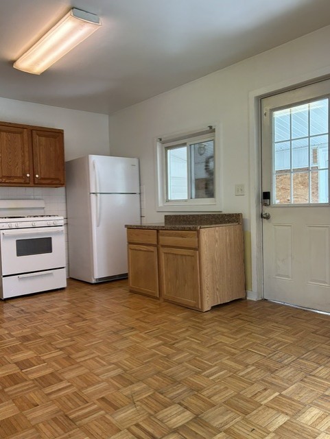 1722 Elizabeth Ave Nw #2 - Photo 3 of 10
