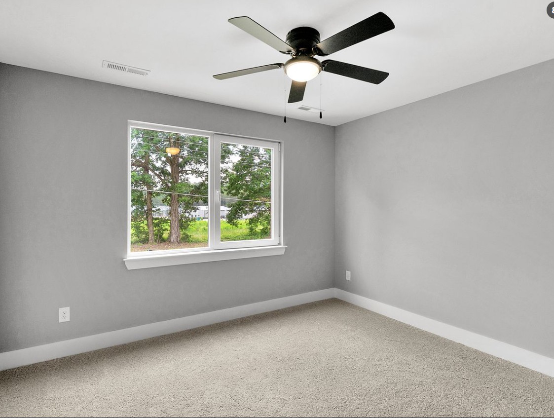 997 E Lincoln St #1 - Photo 6 of 6