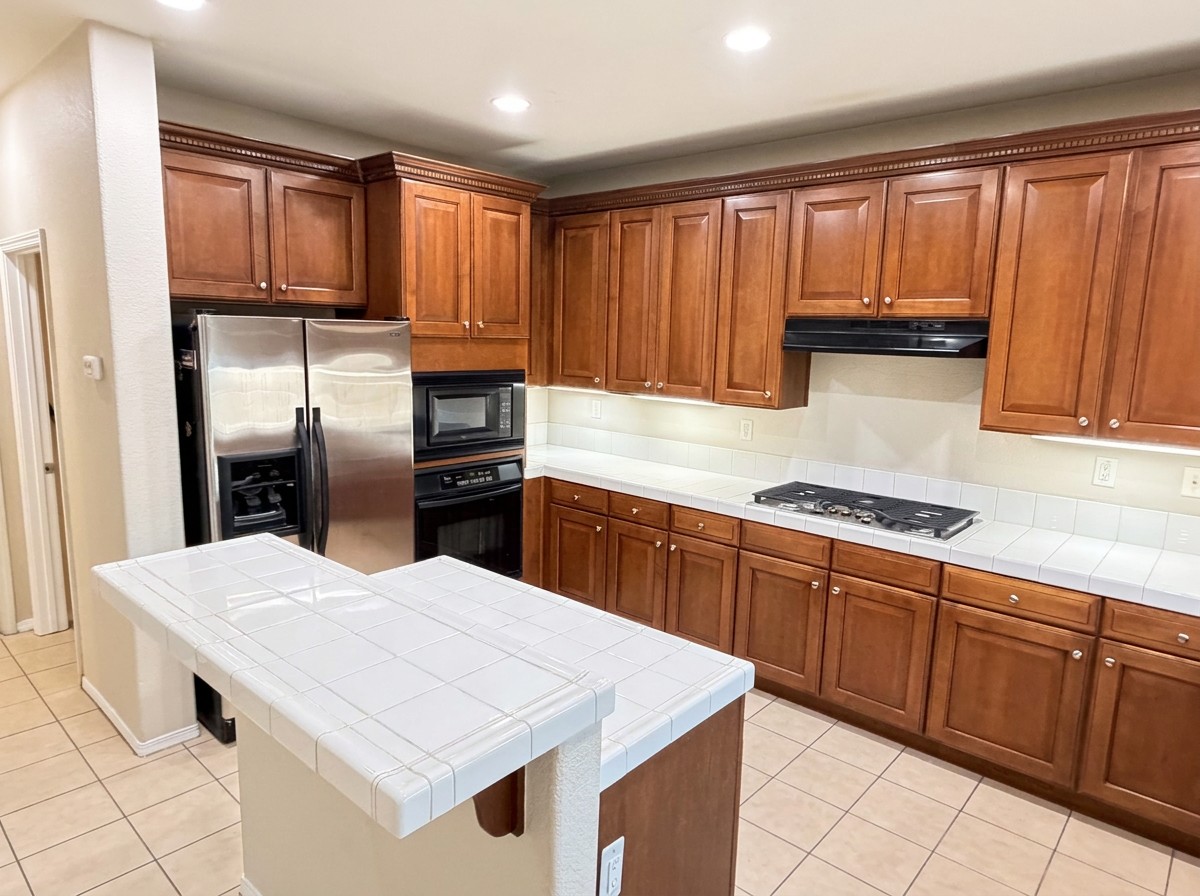 5761 Newcomb Ct #1 - Photo 5 of 22