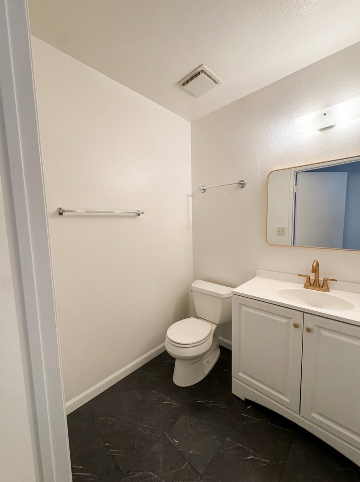 1127 Calle Linares #1 - Photo 7 of 17