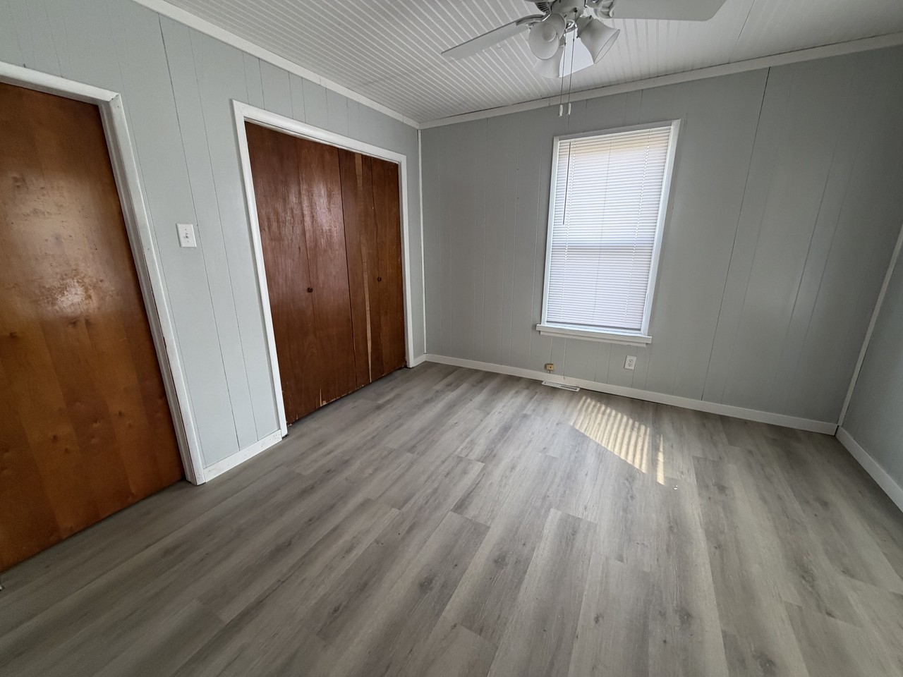 1028 Case St #1 - Photo 5 of 10