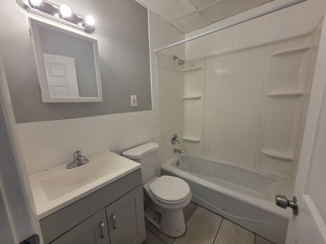 136 S 5th St #1 - Photo 5 of 7