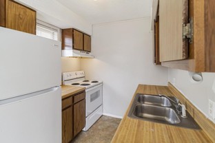 233 Se 121st Rd #1 - Photo 1 of 1