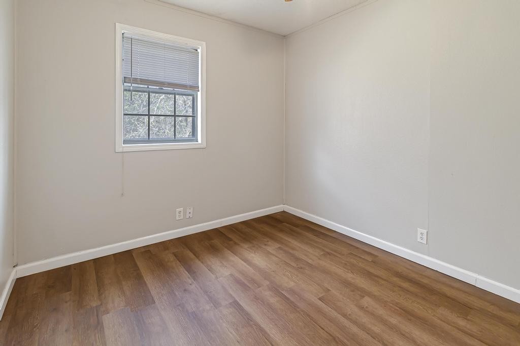 233 Se 121st Rd #1 - Photo 6 of 10