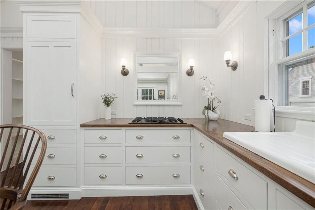 13 King St - Photo 6 of 10
