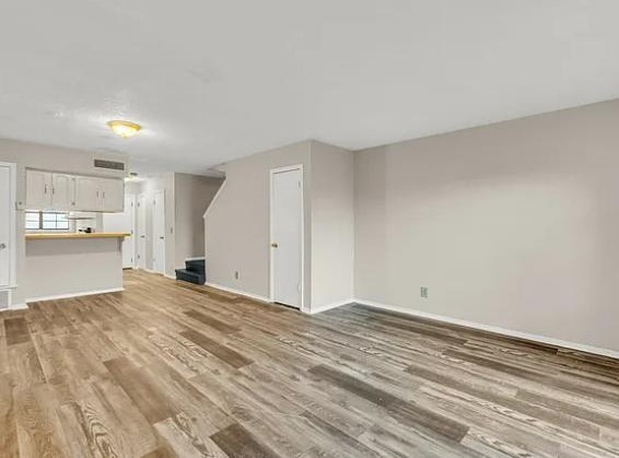 206 N Browder St - Photo 3 of 10