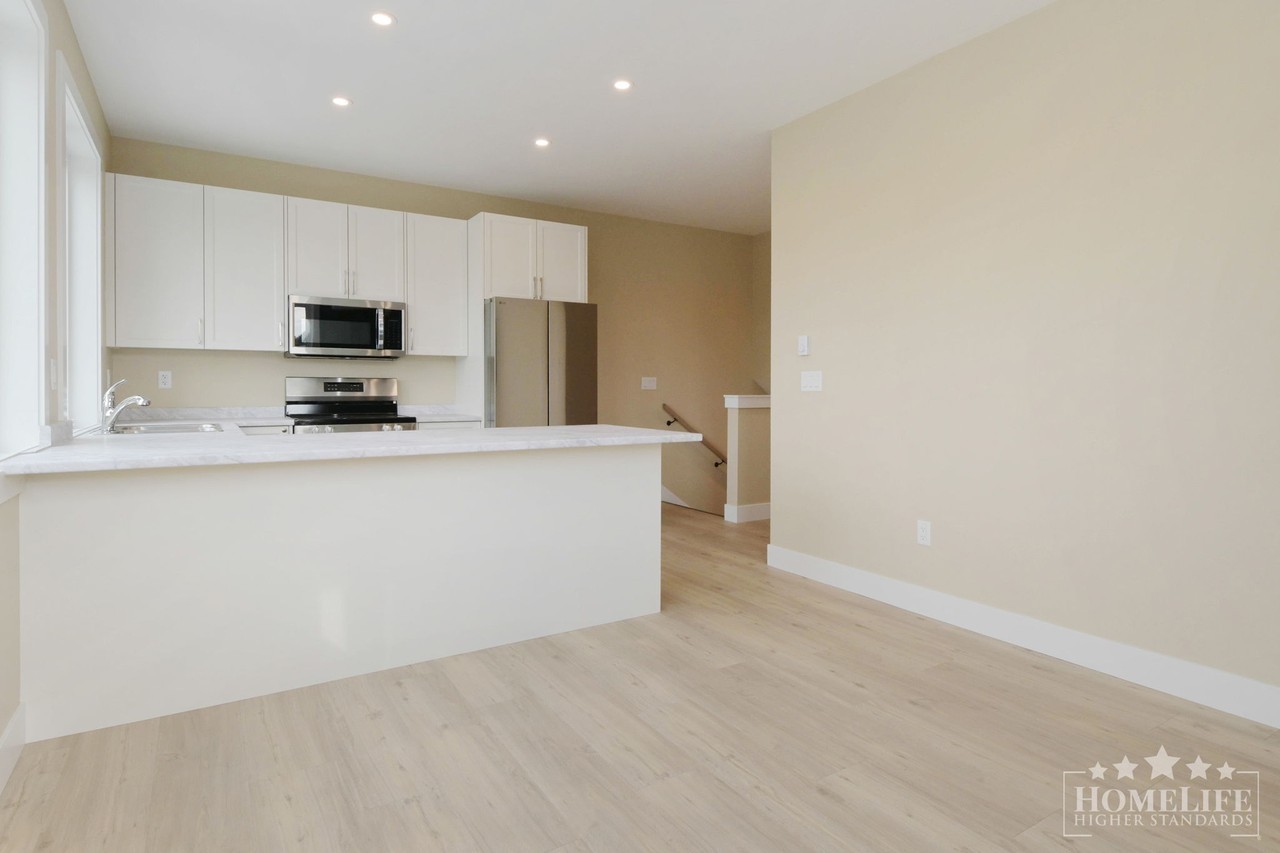 10340 Beverley Dr - Photo 5 of 15
