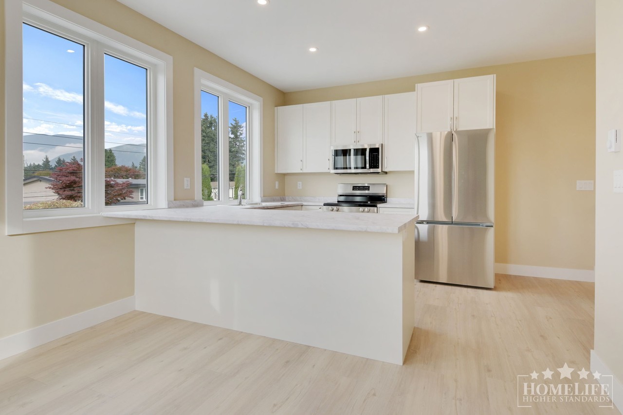 10340 Beverley Dr - Photo 6 of 15