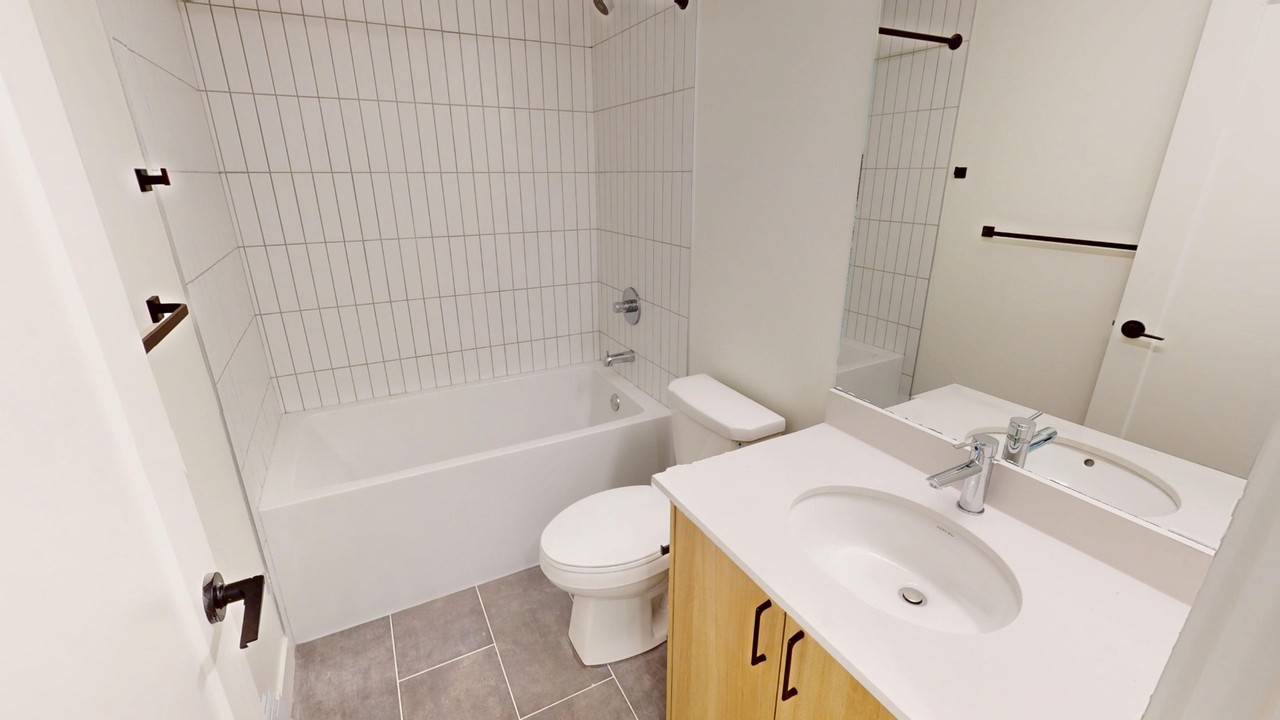 201B, 1336 10 Ave SE - Photo 5 of 5