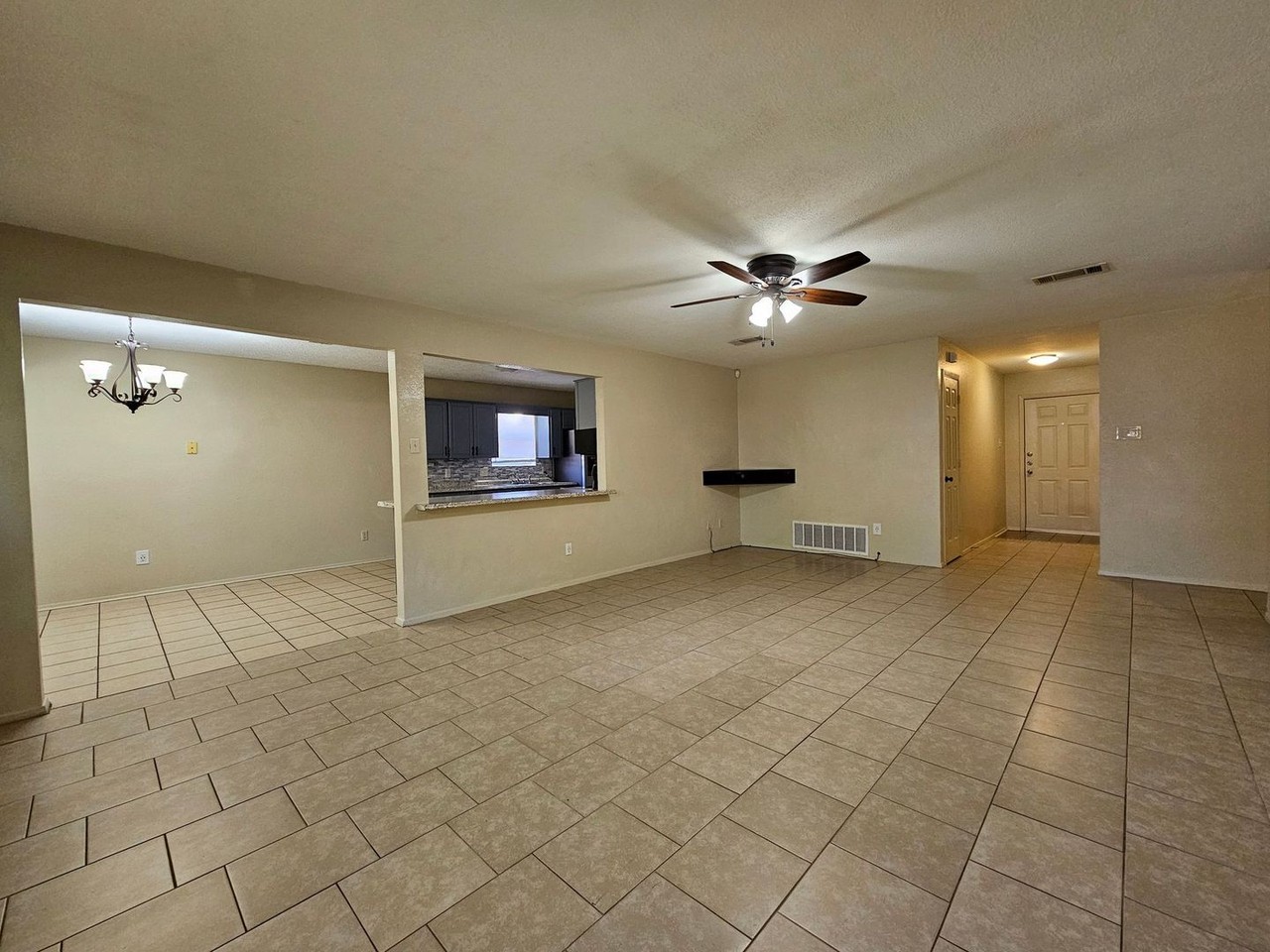 4509 Stallion Dr - Photo 4 of 23