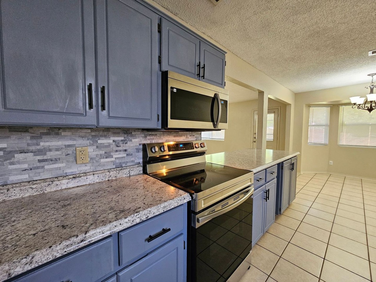 4509 Stallion Dr - Photo 6 of 23