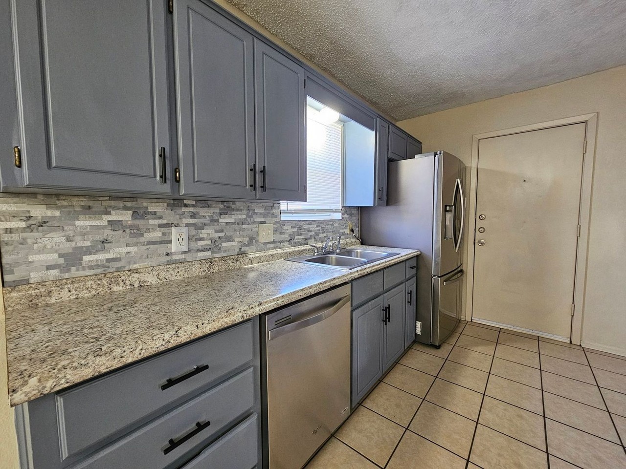 4509 Stallion Dr - Photo 7 of 23
