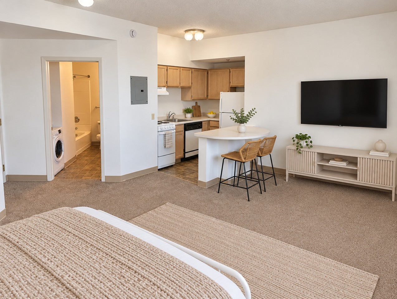 LaSalle Plaza Apartments - Photo 7 of 41