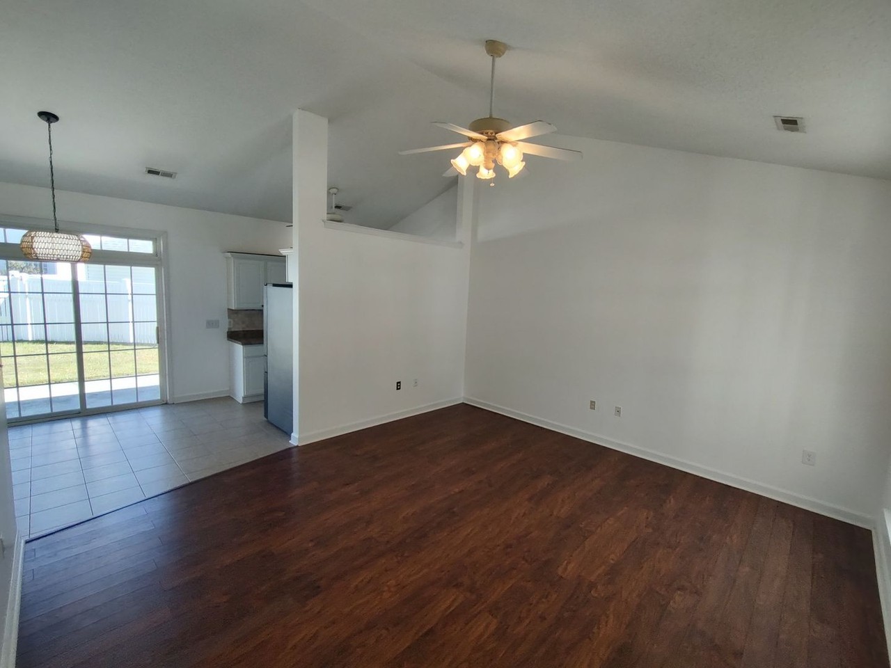 264 La Patos Dr - Photo 4 of 31