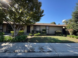 featured image of 180 W 9th St