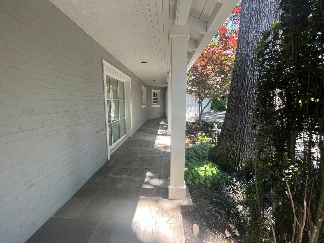 601 Rhododendron Dr - Photo 3 of 38