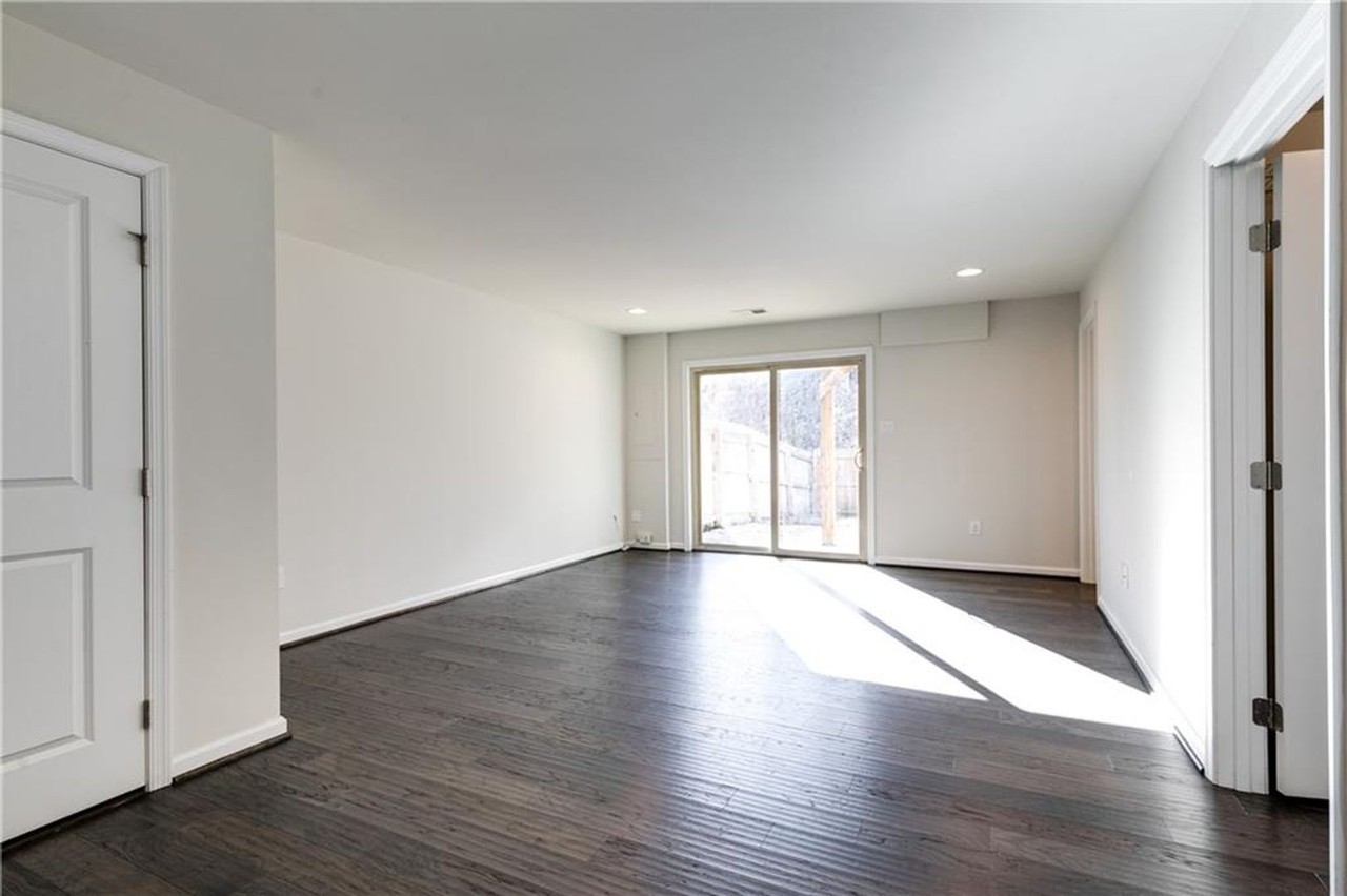 4505 Wistar Woods Trl - Photo 3 of 16