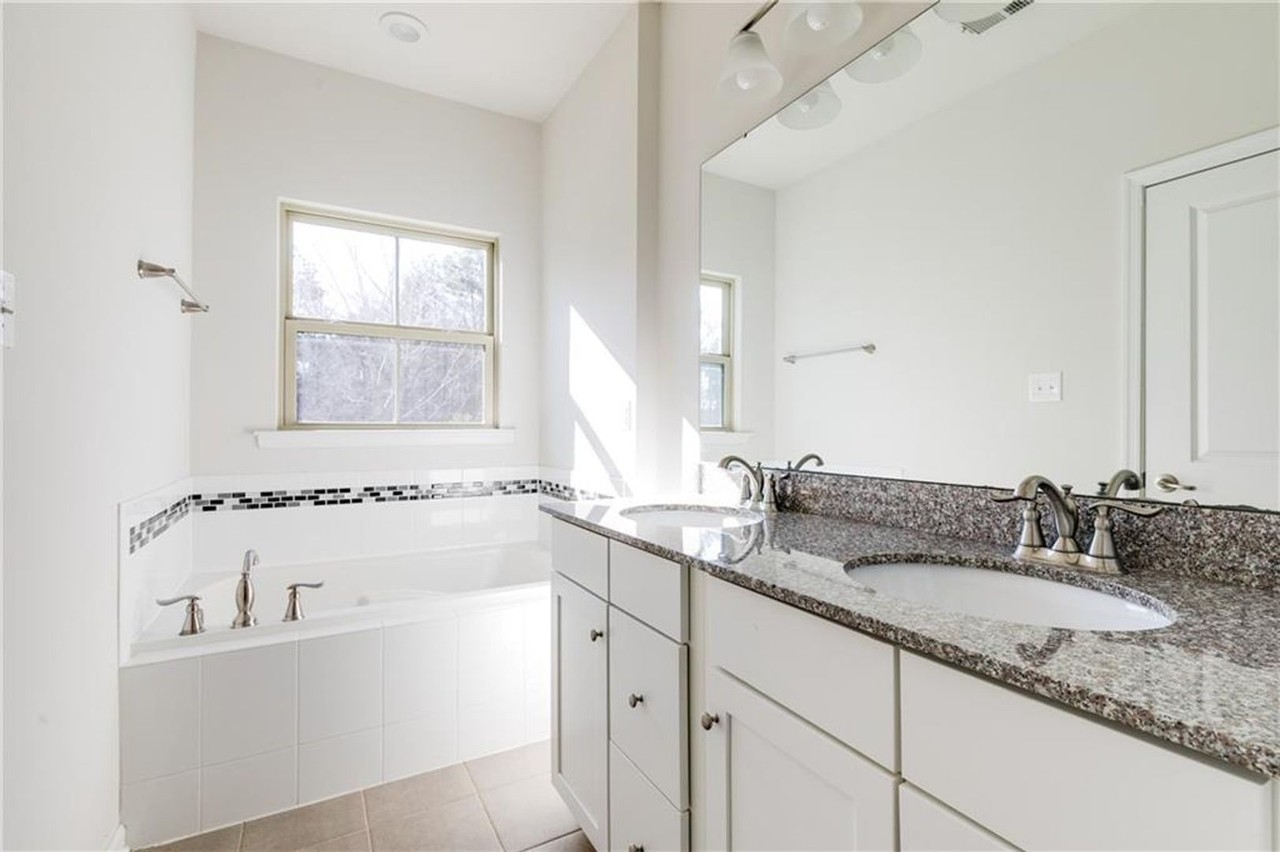 4505 Wistar Woods Trl - Photo 6 of 16