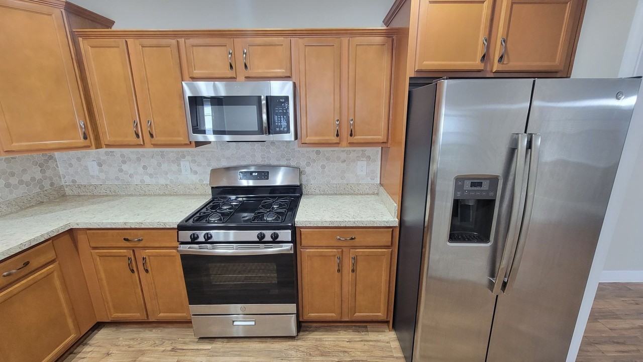 710 Shumaker Dr - Photo 6 of 24