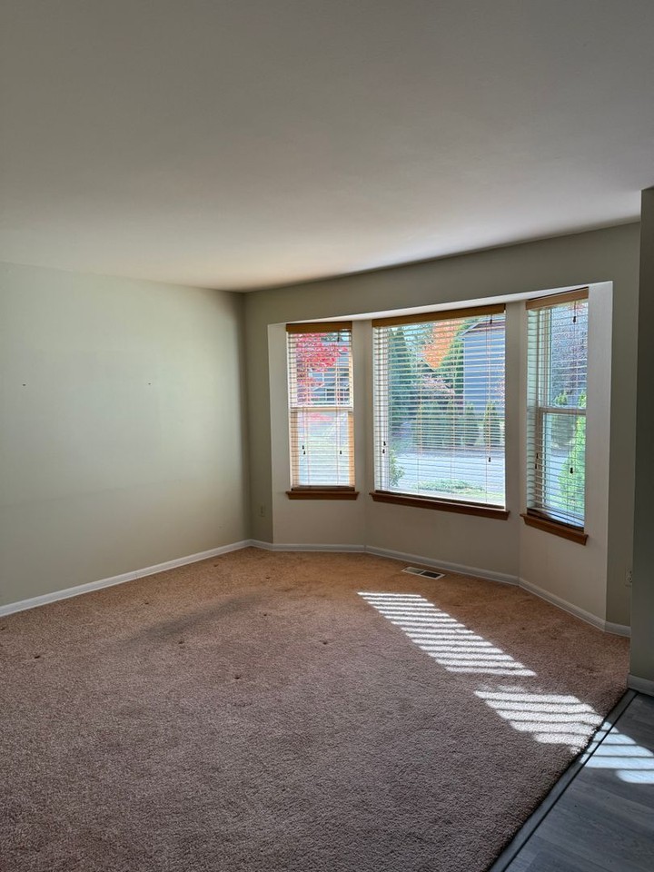 28206 230th Ave Se - Photo 3 of 19