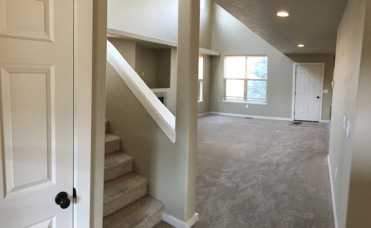636 Matheson Way - Photo 3 of 27