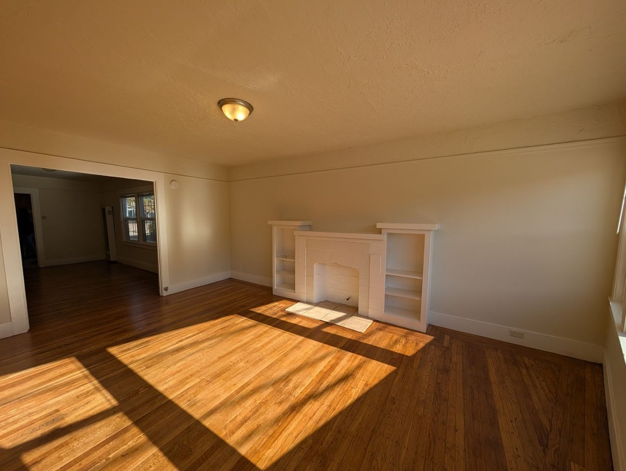 2203 14th Ave #02 - Photo 6 of 11
