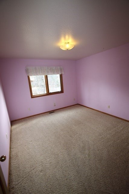 12901 Trent Cir - Photo 6 of 32