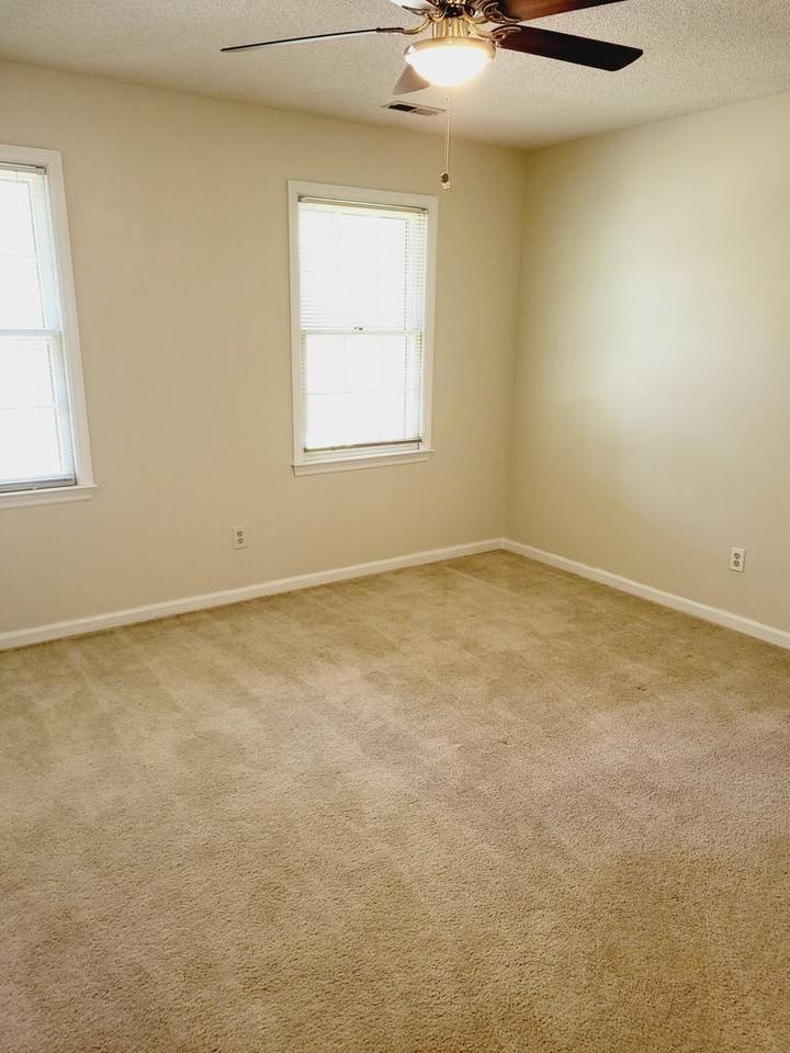 5128 Weatherford Dr - Photo 7 of 14