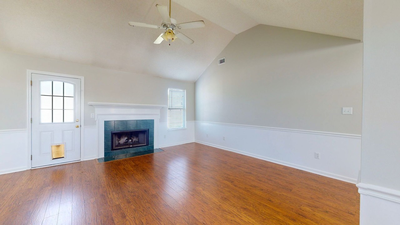 116 Redford Dr - Photo 5 of 24