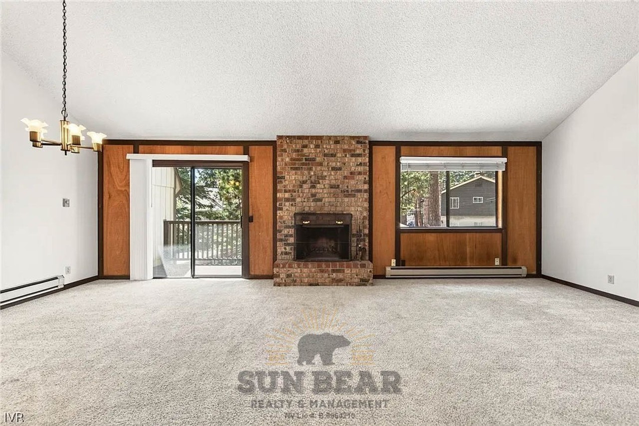 811 811 Southwood 11 - Photo 5 of 14