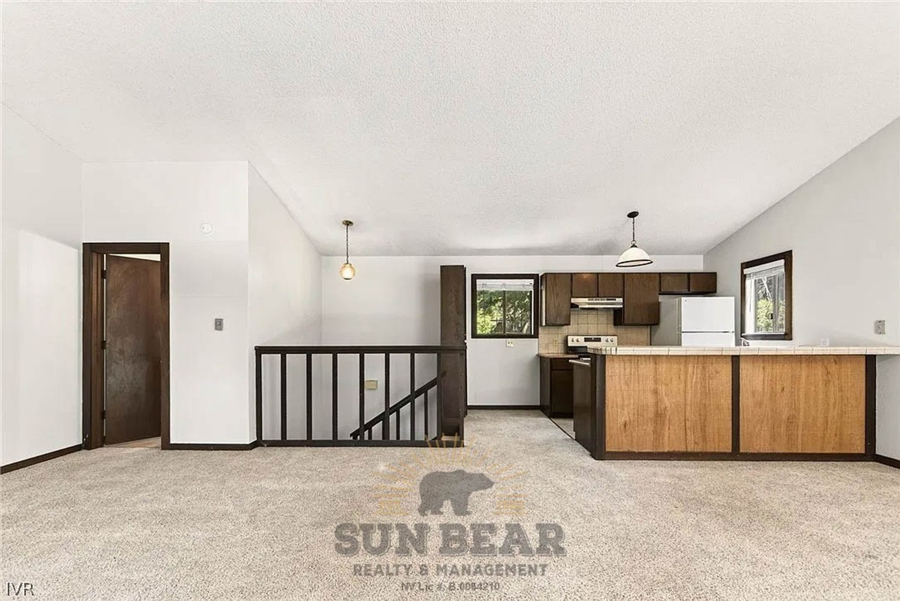 811 811 Southwood 11 - Photo 6 of 14