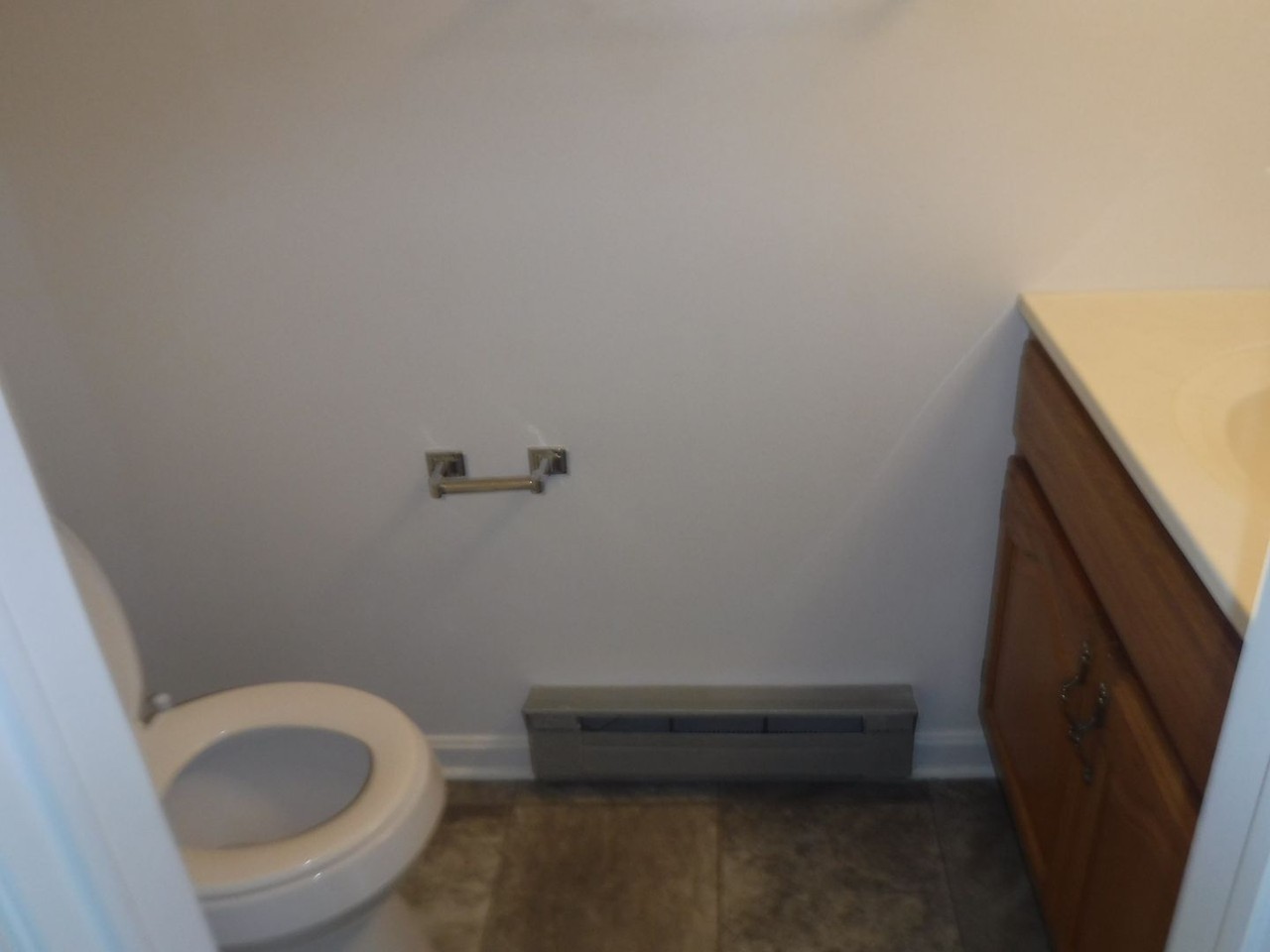614 Victoria Dr - Photo 5 of 14