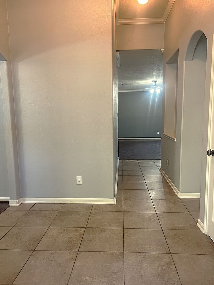17414 Durham Ridge Ln - Photo 2 of 45